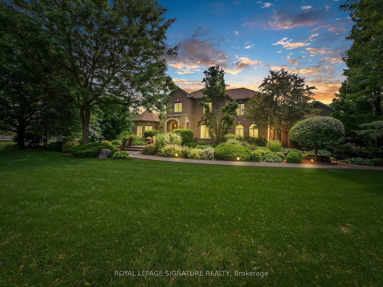 Detached House for sale at 10 Forest Ridge Crescent, Halton Hills, Limehouse, L0P 1H0 - MLS: W12116616