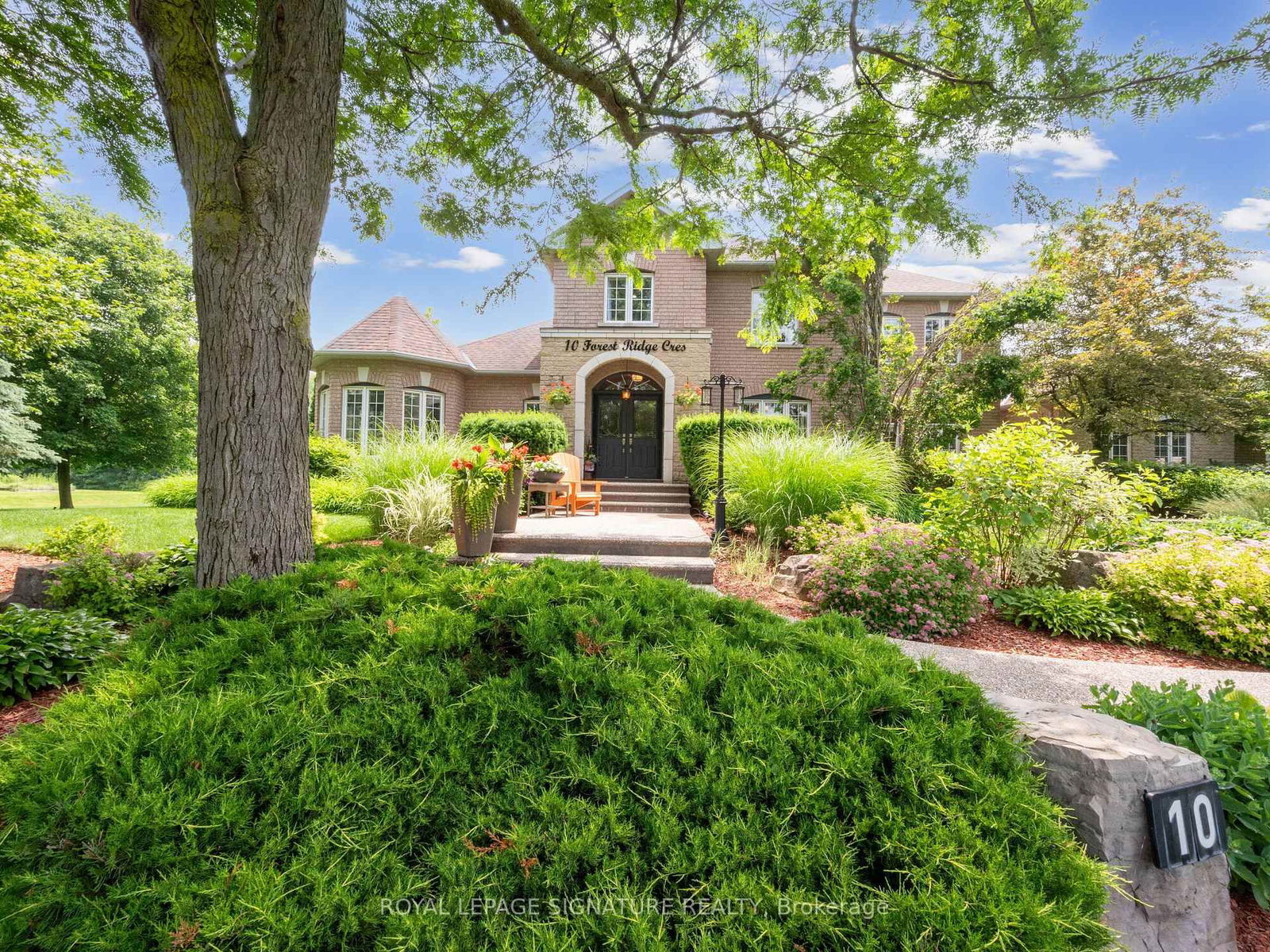 Detached House for sale at 10 Forest Ridge Crescent, Halton Hills, Limehouse, L0P 1H0 - MLS: W12116616