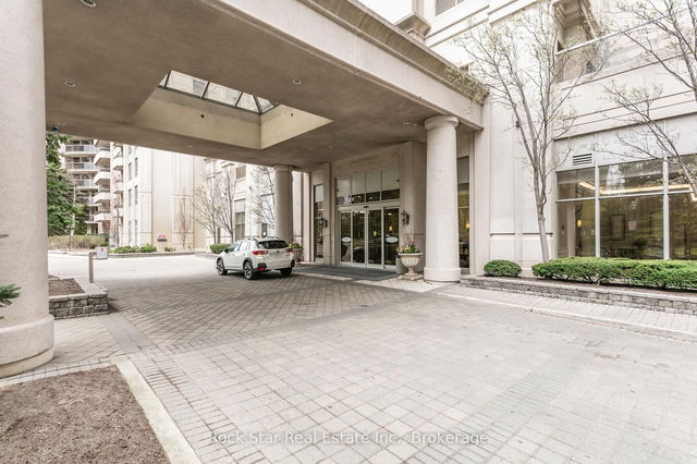 408 - 35 Kingsbridge Garden Circle