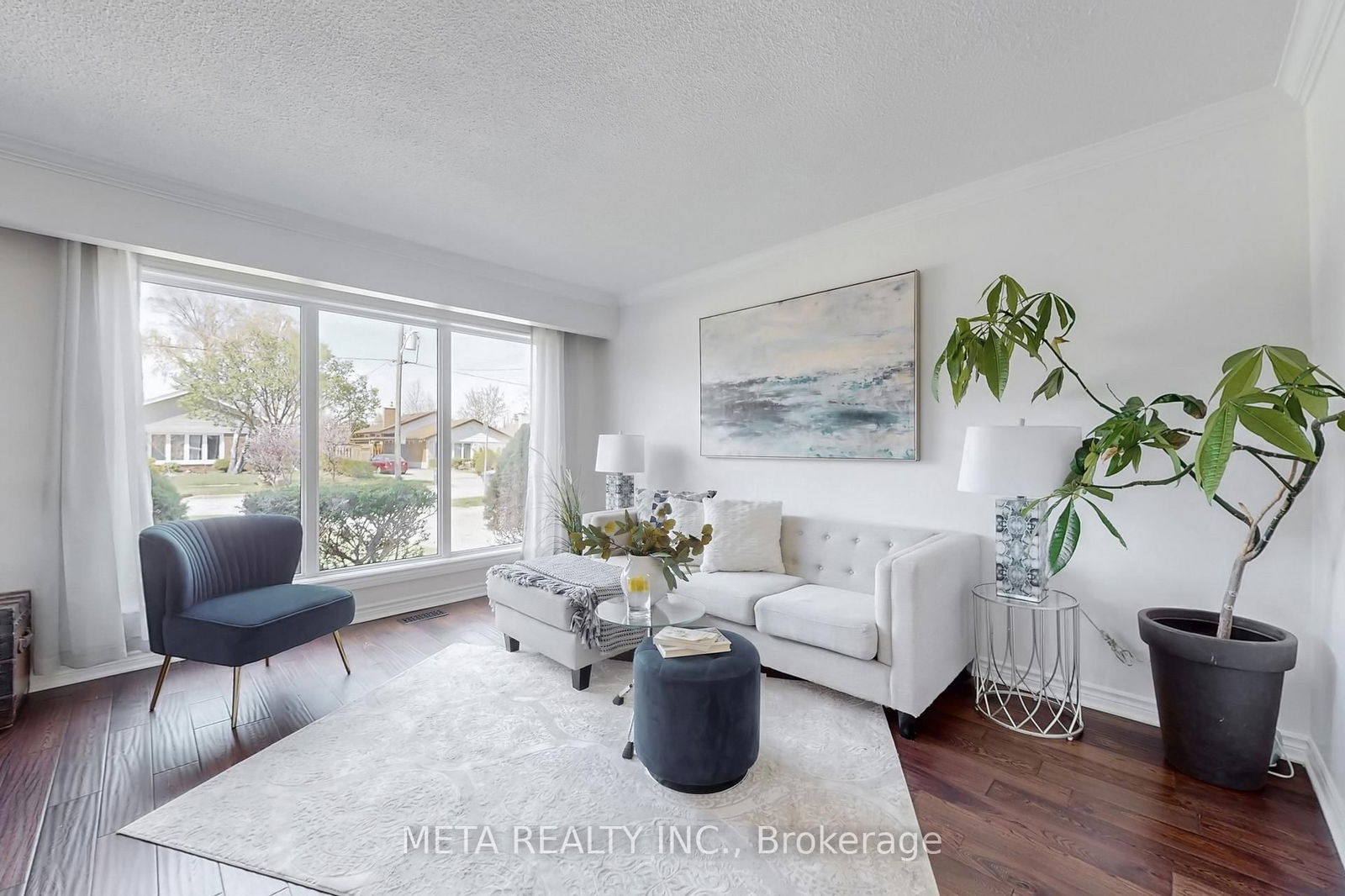 Detached House for sale at 21 Tayrow Road, Toronto, Rexdale-Kipling, M9W 2T8 - MLS: W12116683
