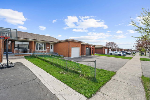 7359 Sigsbee Drive