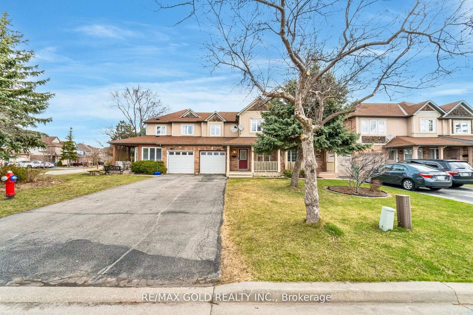 Townhouse for sale at 5352 Bushelgrove Circle, Mississauga, Central Erin Mills, L5M 6B8 - MLS: W12117039
