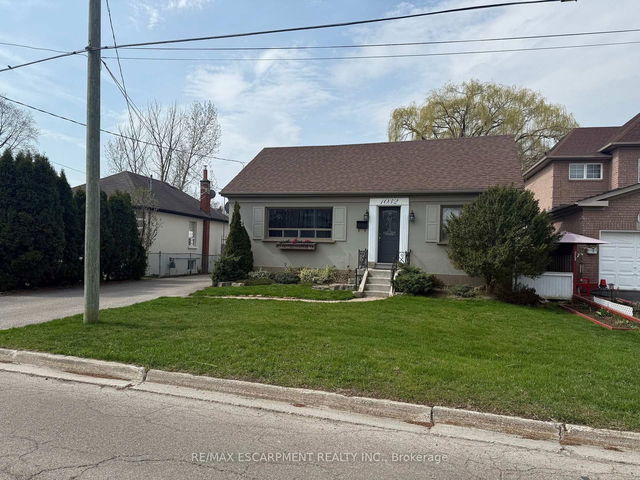 1032 Haig Boulevard