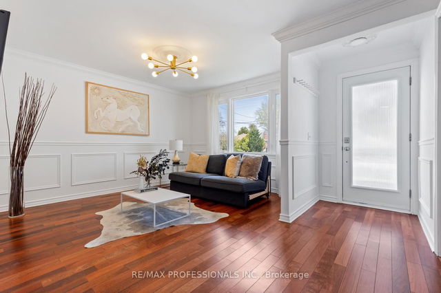 1172 Alexandra Avenue