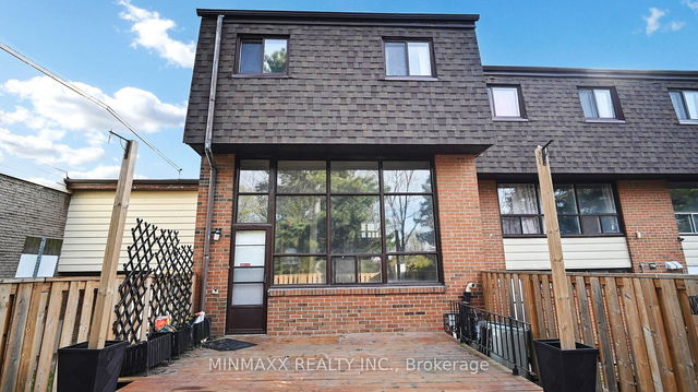 13 - 180 Mississauga Valley Boulevard