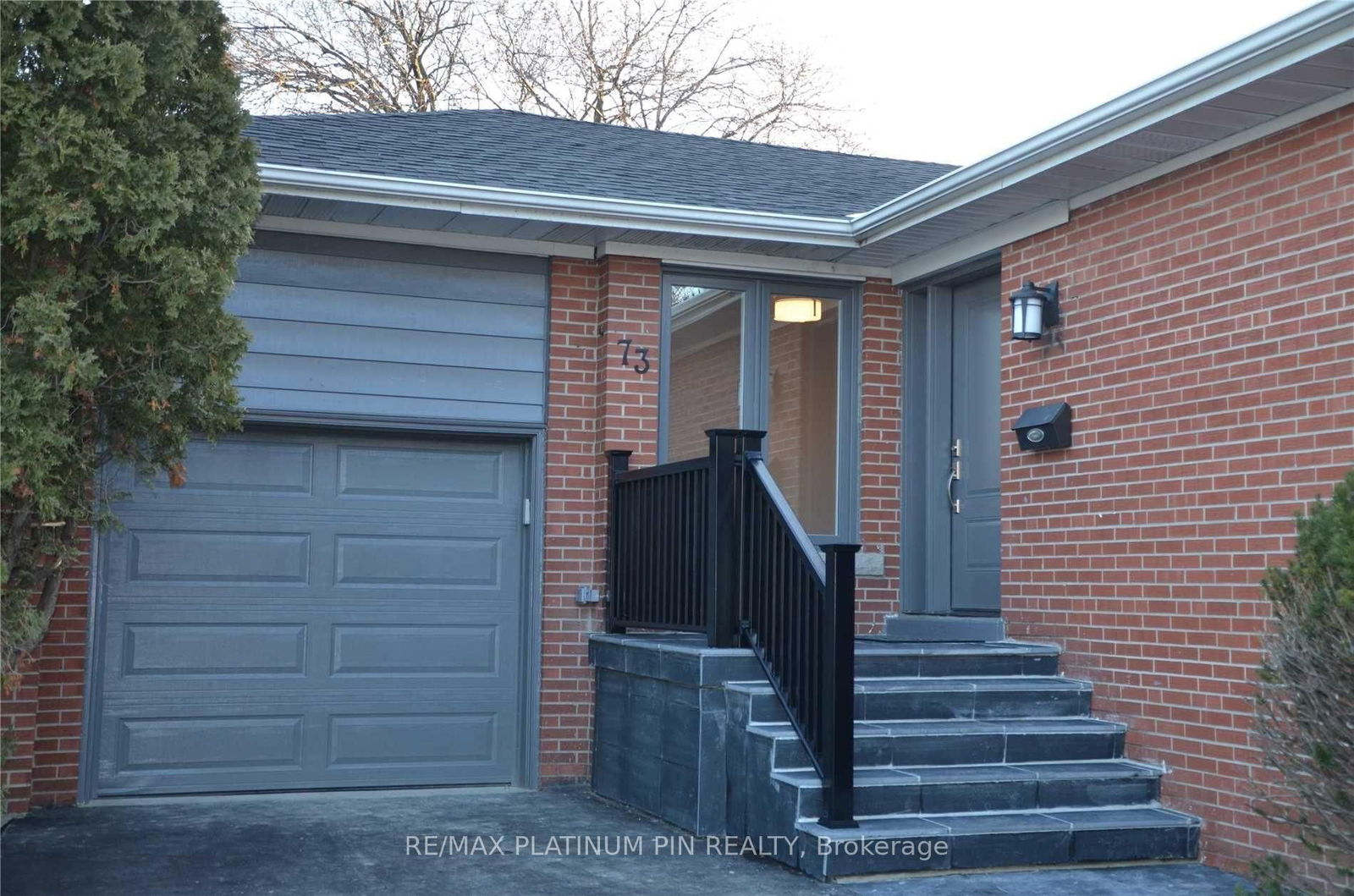Detached House for sale at 73 Lavington Drive, Toronto, Willowridge-Martingrove-Richview, M9R 2H3 - MLS: W12117256