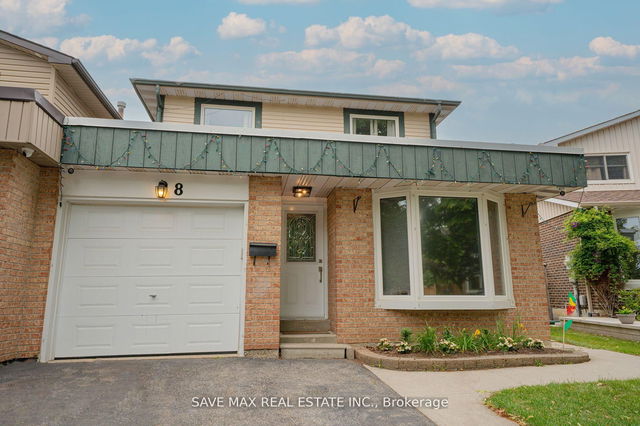8 Joanne Court
