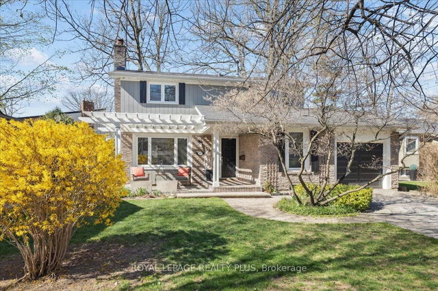 3413 Autumnleaf Crescent