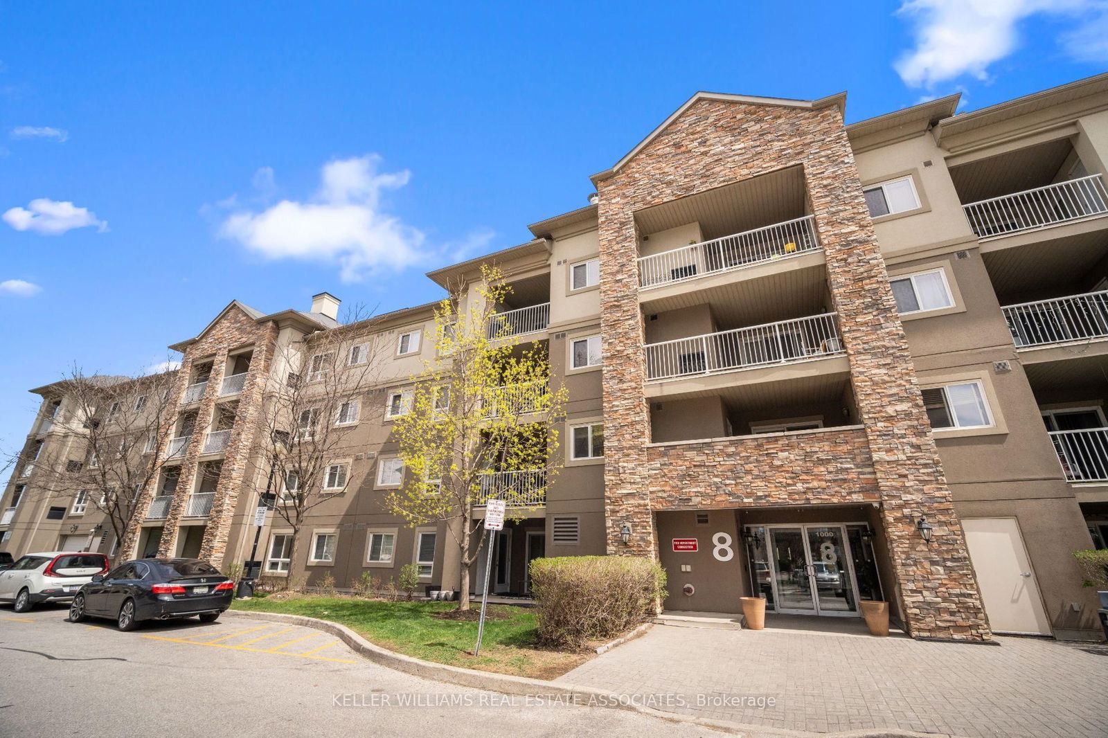Condo for sale at 1106-8 Dayspring Circle, Brampton, Bram East, L6P 2Z7 - MLS: W12117326