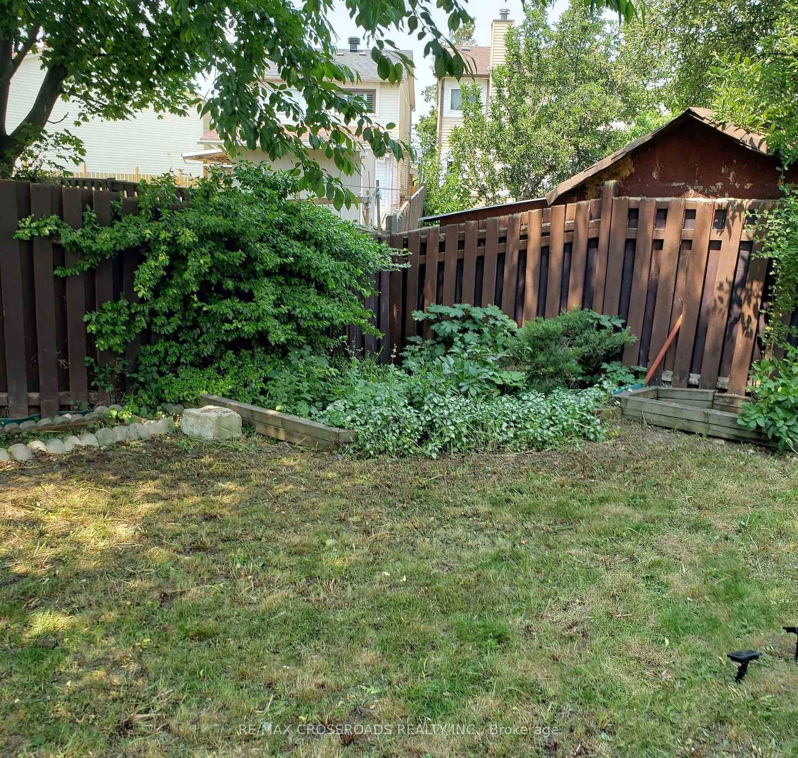 Detached House for sale at 32 Briarwood Avenue, Toronto, West Humber-Clairville, M9W 6G7 - MLS: W12117354