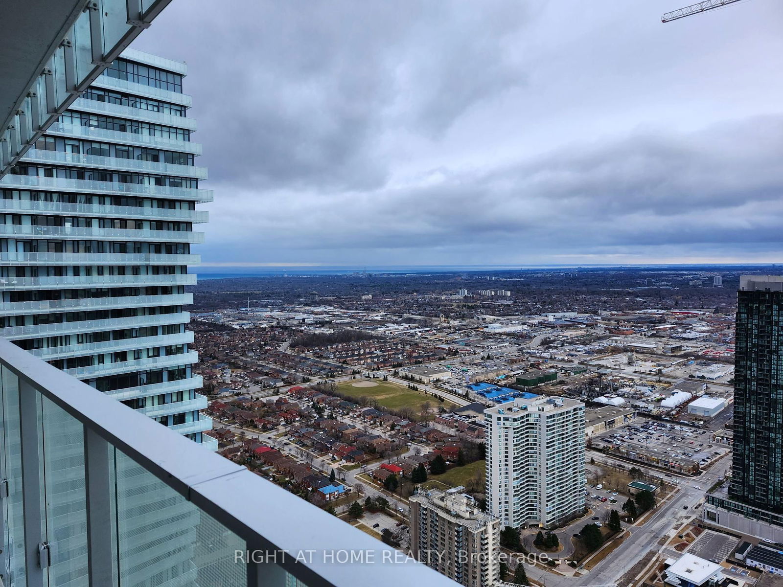 Condo for lease at 5405-3900 Confederation Pkwy, Mississauga, City Centre, L5B 0M3 - MLS: W12117368