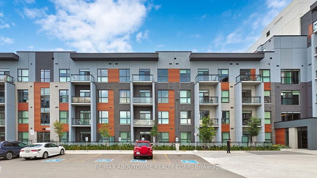 428 - 95 Dundas Street