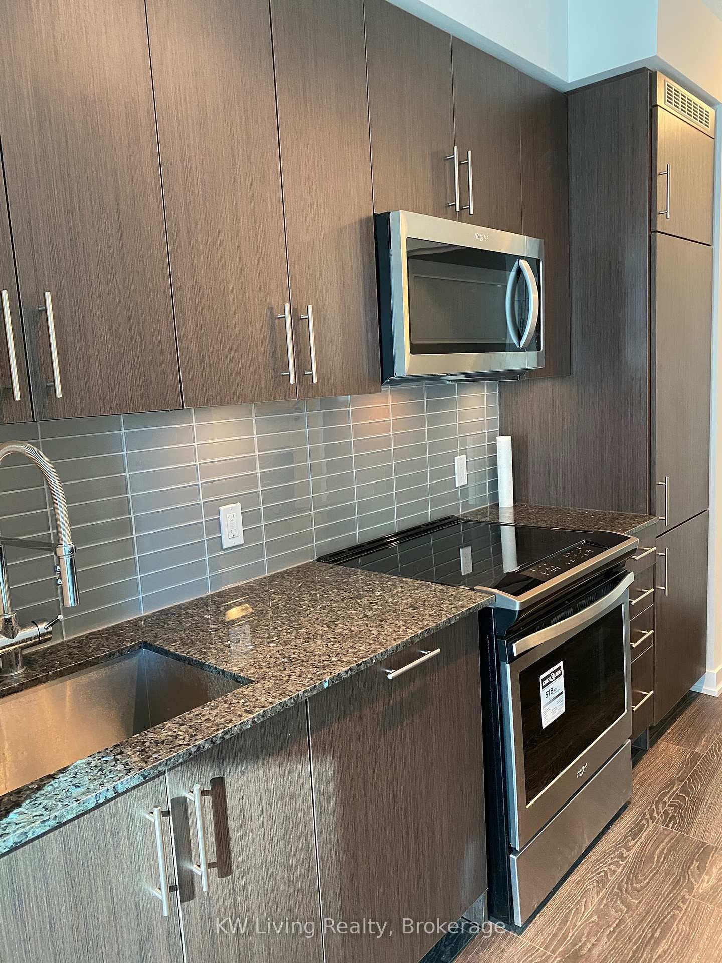 Condo for lease at 1916-4055 Parkside Village Drive, Mississauga, City Centre, L5B 0K2 - MLS: W12117797