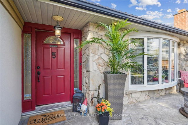 2409 Speyside Drive