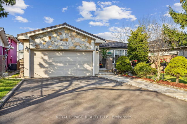 2409 Speyside Drive