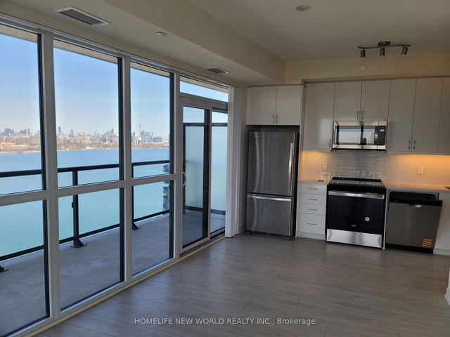 3511 - 38 Annie Craig Drive