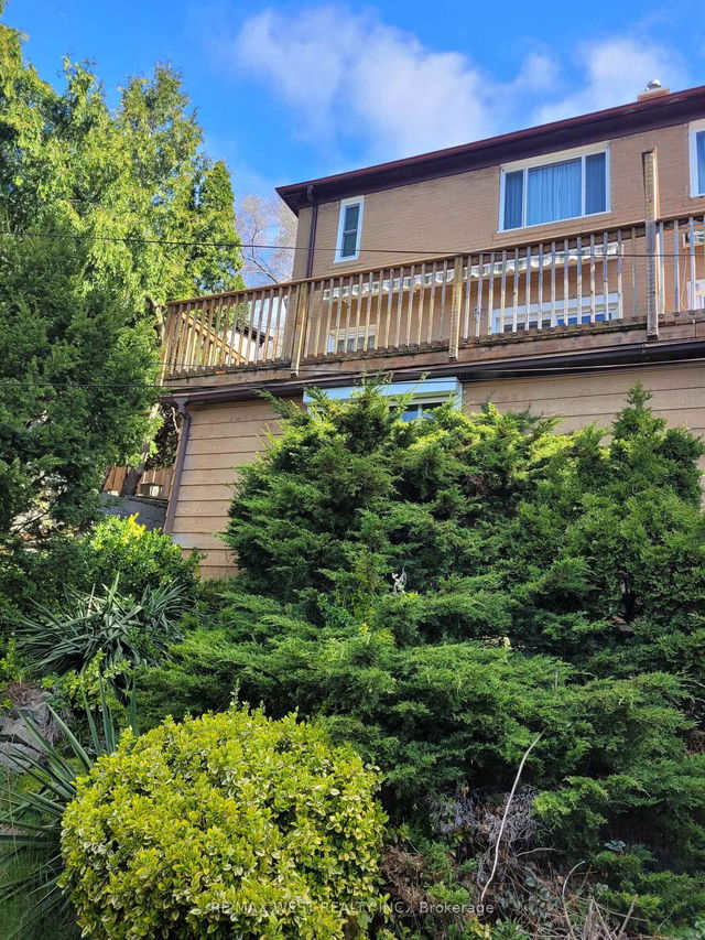 204 Gooch Avenue