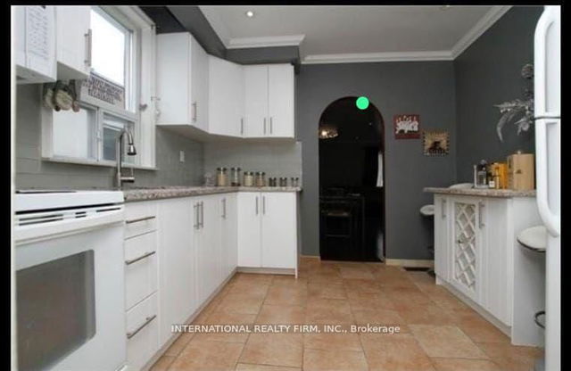 Main Floor - 210 Belgravia Avenue