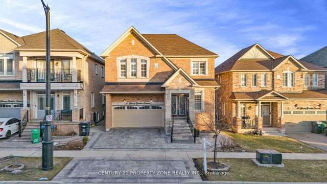 8 Young Garden Crescent