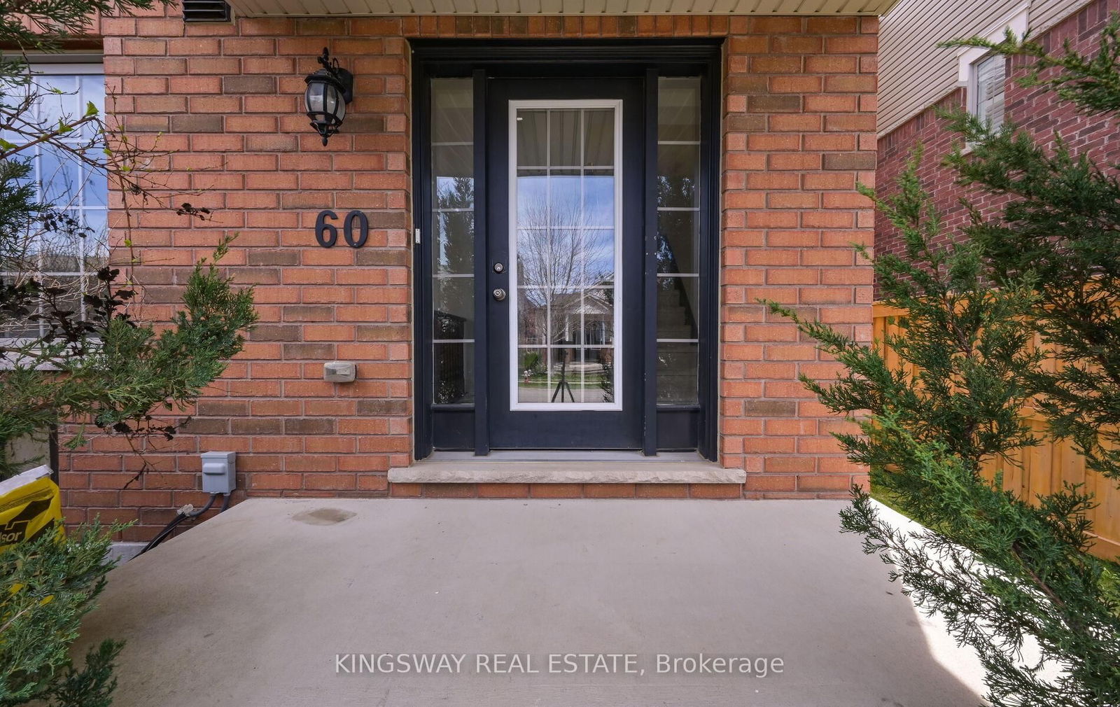 Townhouse leased at 60 Boyces Creek Court, Caledon, Caledon East, L7C 3S3 - MLS: W12118051