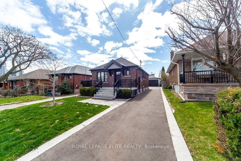 Detached House for sale at 75 Manitoba Street, Toronto, Mimico, M8Y 1E1 - MLS: W12118064