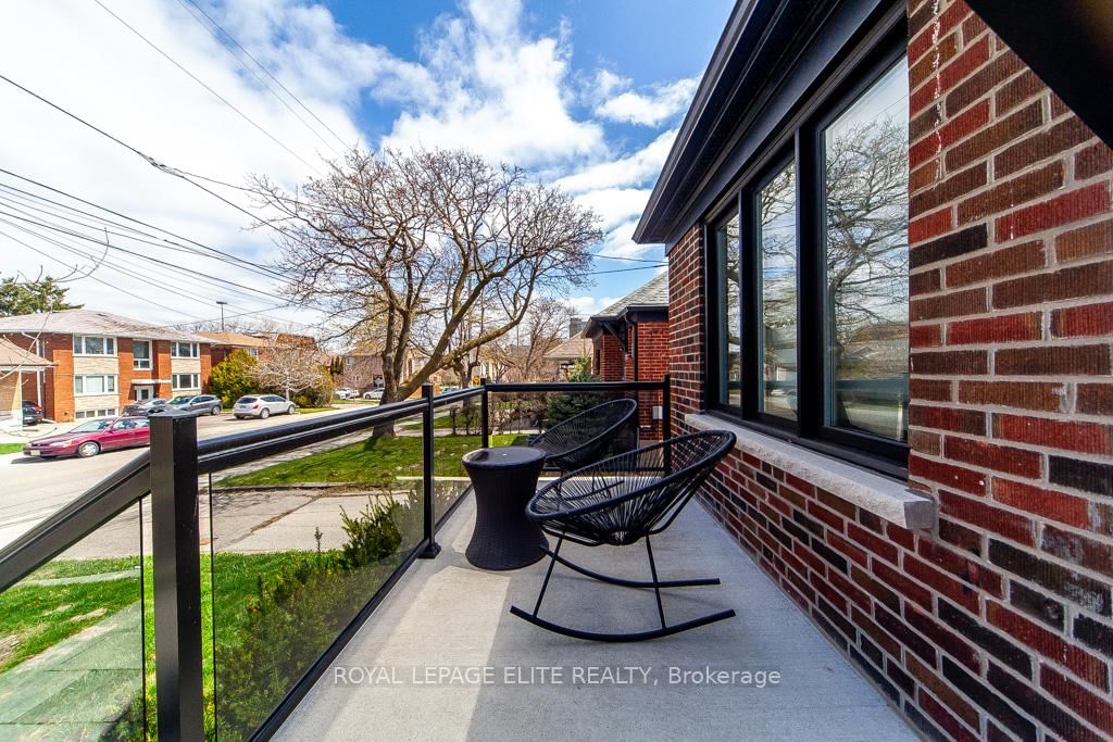 Detached House for sale at 75 Manitoba Street, Toronto, Mimico, M8Y 1E1 - MLS: W12118064