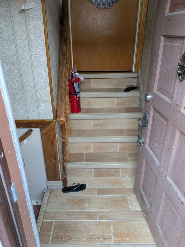 89 Navenby Crescent