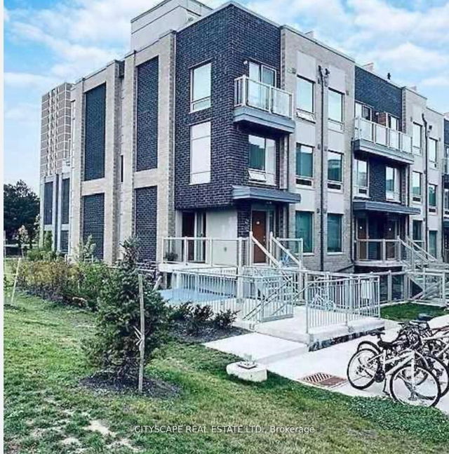 213 - 7 Applewood Lane