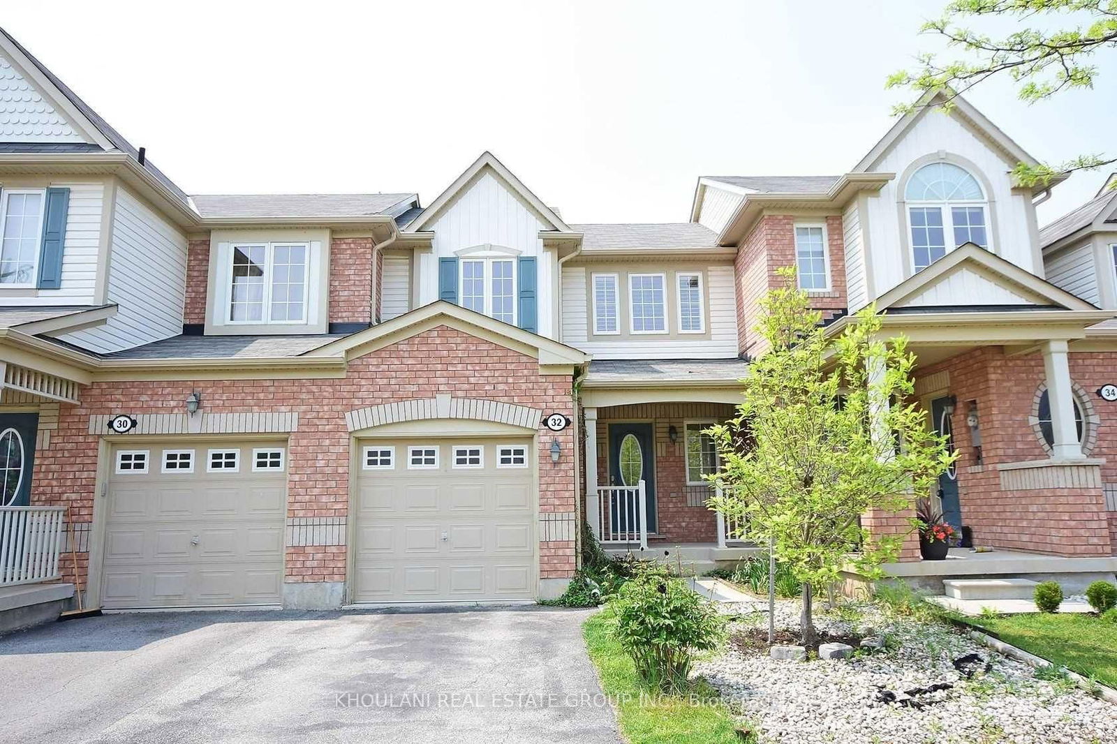 Townhouse for sale at 32 Van Fleet Terrace, Milton, HA Harrison, L9T 0Y4 - MLS: W12118202