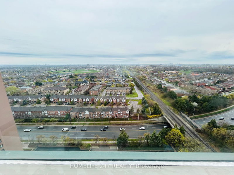 home for lease on 2209-135 Hillcrest Avenue