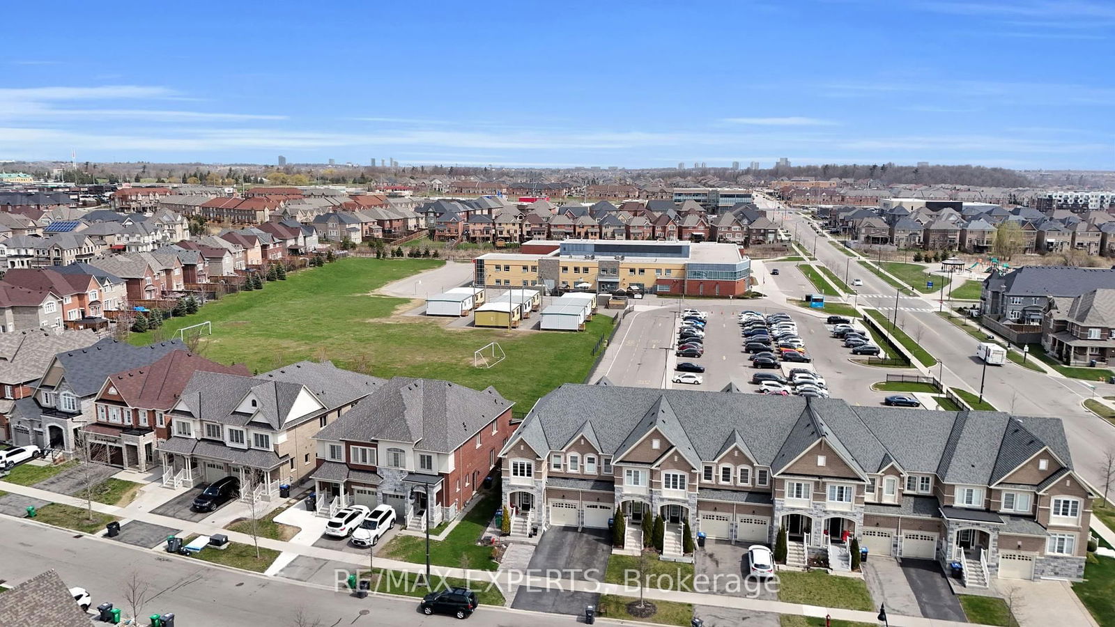 Townhouse for sale at 108 Little Britain Crescent, Brampton, Bram West, L6Y 6A9 - MLS: W12118330