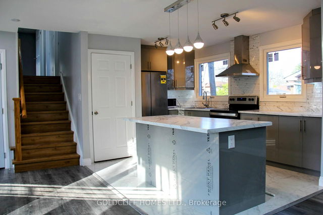 3559 Burningelm Crescent