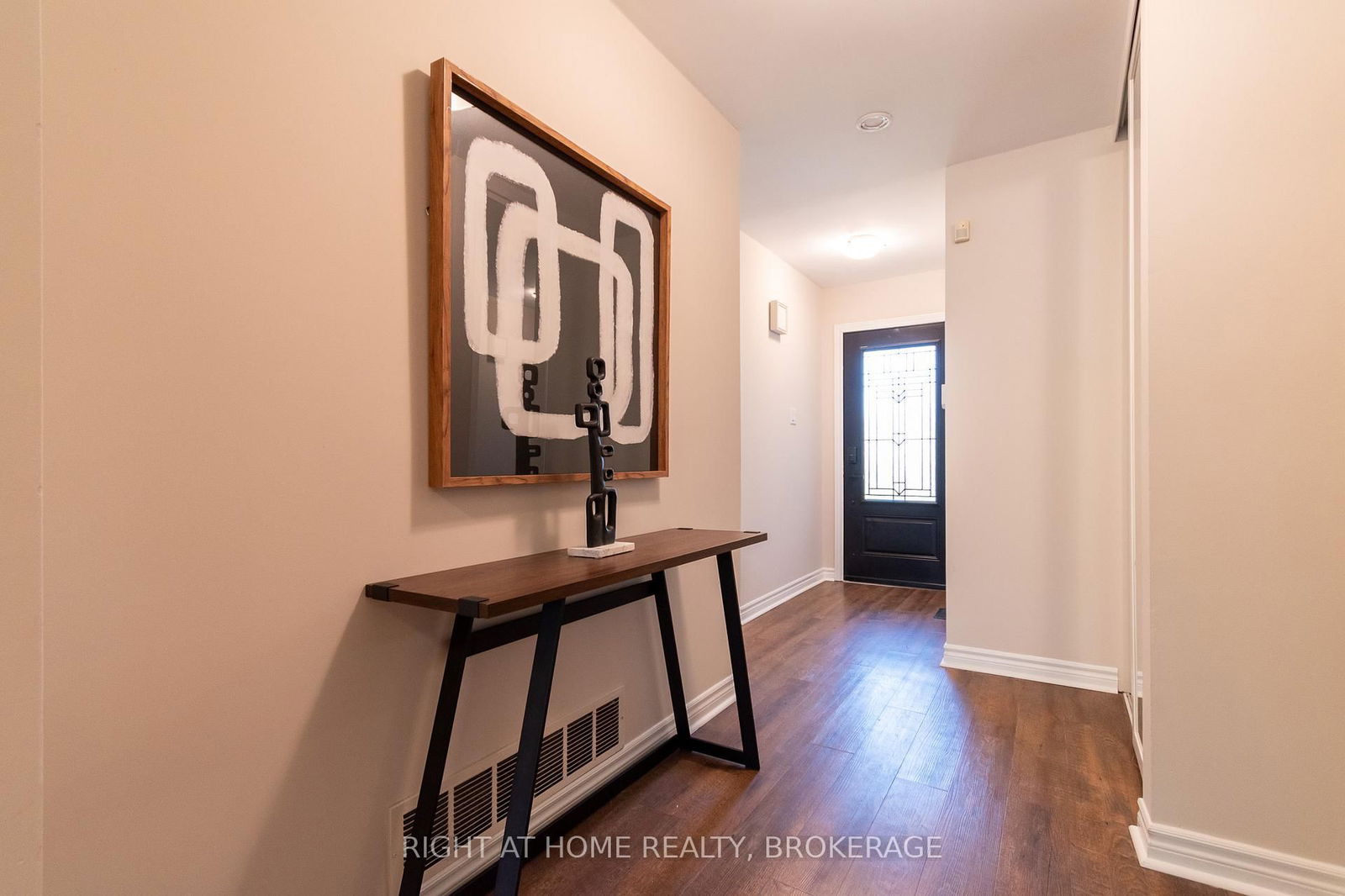 Detached House for sale at 2207 Melissa Crescent, Burlington, Brant Hills, L7P 4L8 - MLS: W12118401