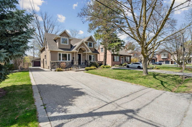 55 Westglen Crescent