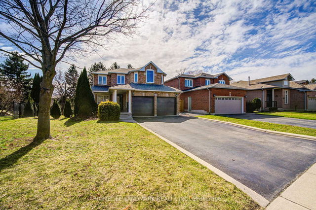 488 Amanda Crescent