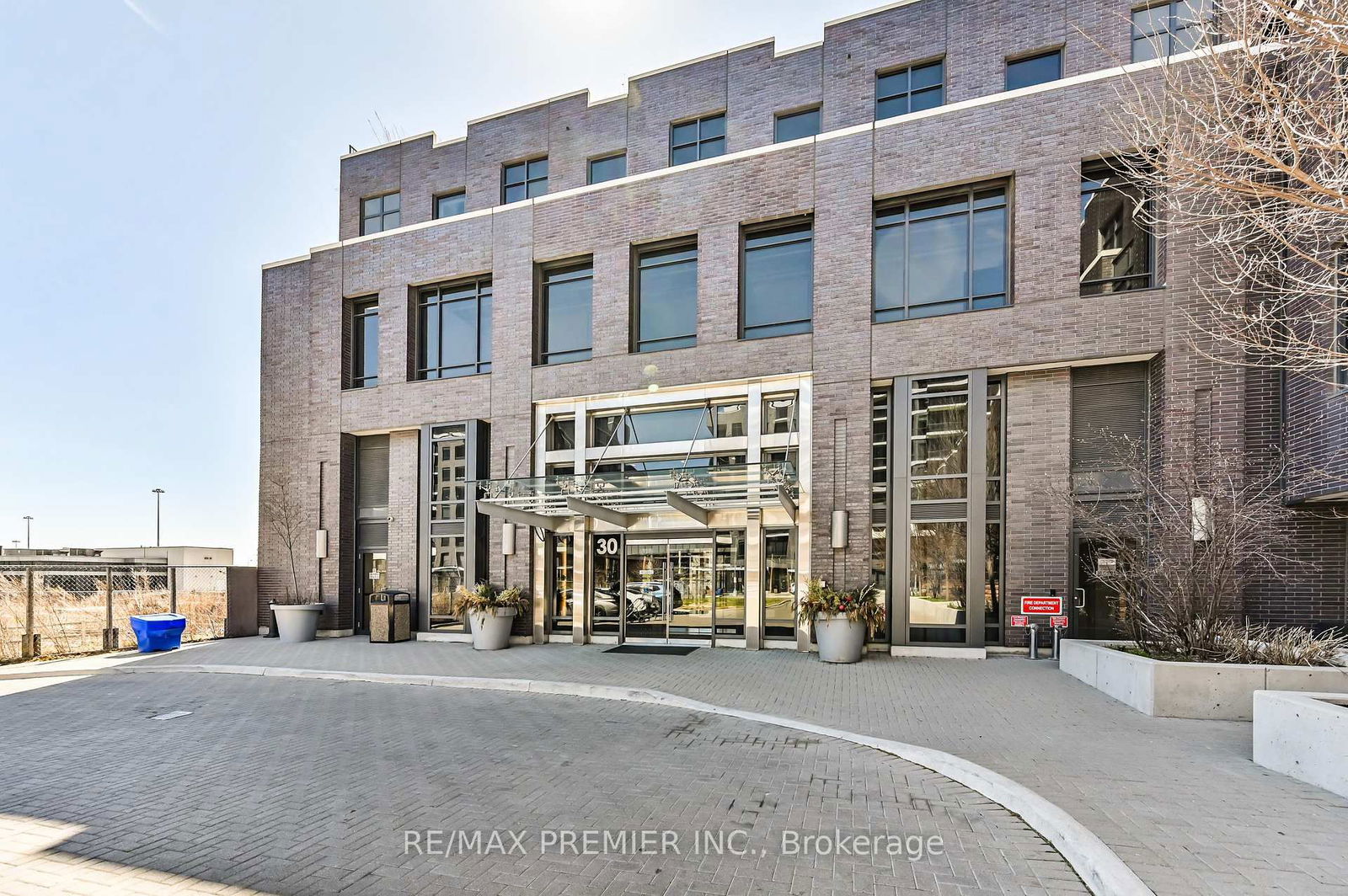 Condo for sale at 2402-30 Gibbs Road, Toronto, Islington-City Centre West, M9B 0E4 - MLS: W12118671