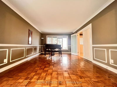 70 Cuffley Cres, Toronto - Downsview-Roding-CFB image-0-4