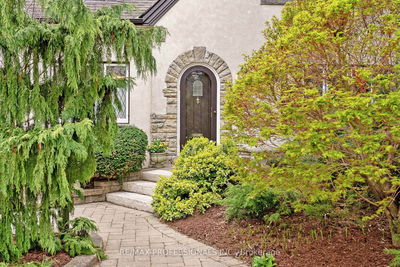 1370 Islington Ave, Toronto - Princess-Rosethorn image-0-2