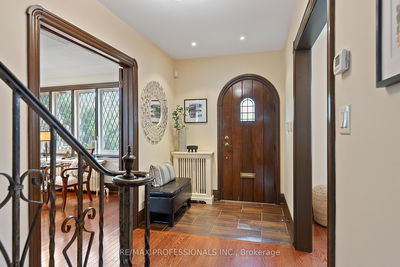 1370 Islington Ave, Toronto - Princess-Rosethorn image-0-3