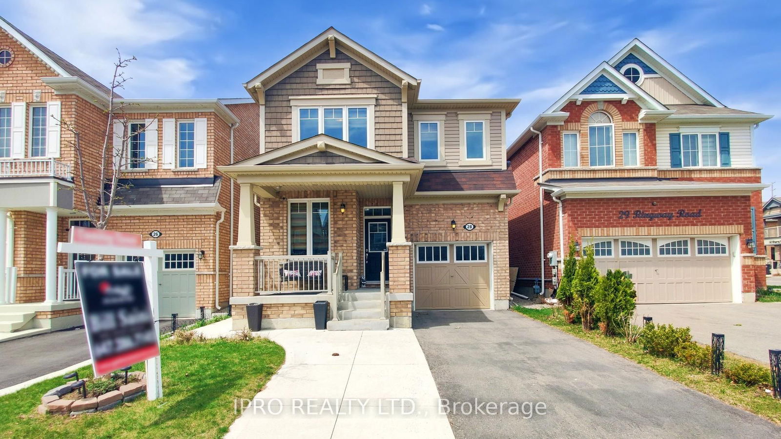 Detached House for sale at 28 Troyer Street, Brampton, Northwest Brampton, L7A 4T3 - MLS: W12118857