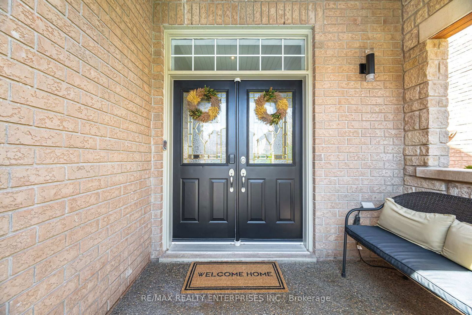 Detached House for sale at 2413 HILDA Drive, Oakville, JC Joshua Creek, L6H 7N5 - MLS: W12118865