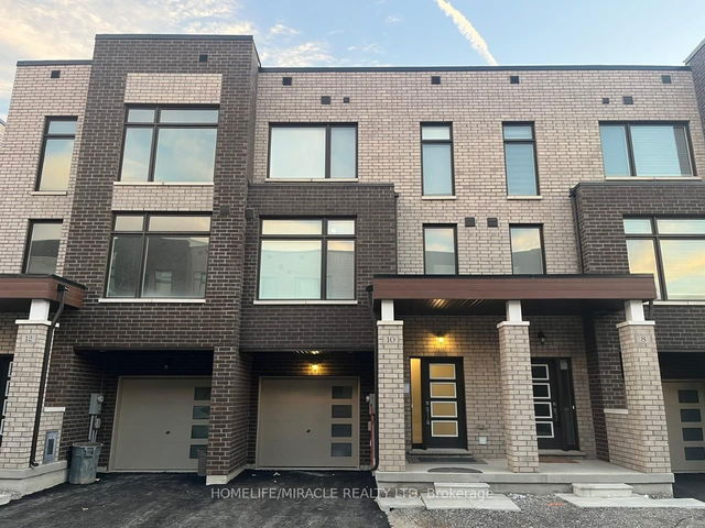 10 Queenpost Drive
