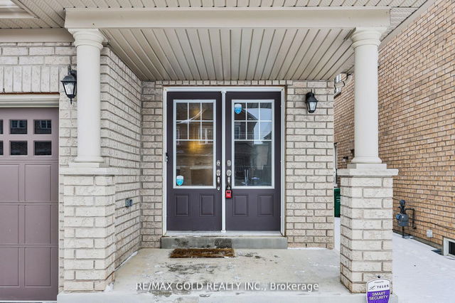 42 Lanark Circle