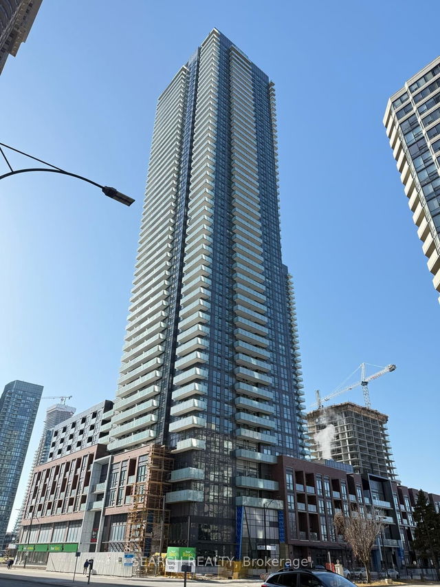 2902 - 430 Square One Drive