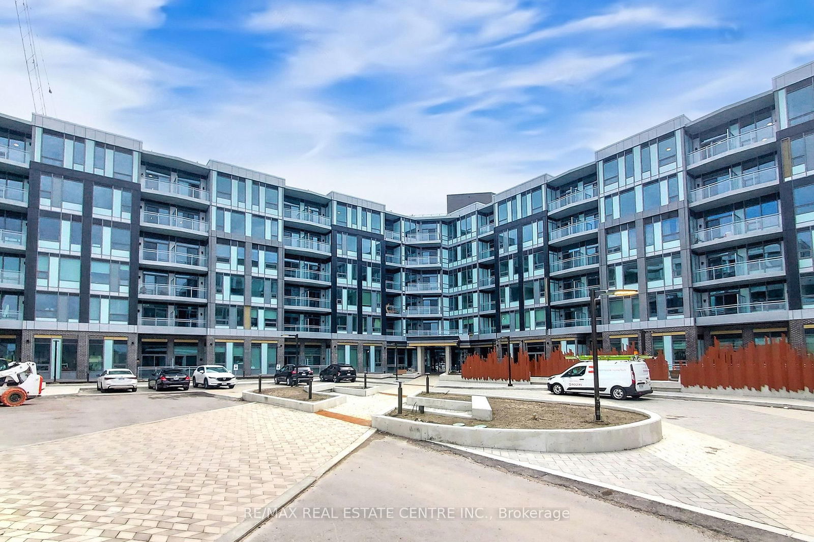 Condo for lease at 549-2501 Saw Whet Boulevard, Oakville, Glen Abbey, L6L 0H5 - MLS: W12119310