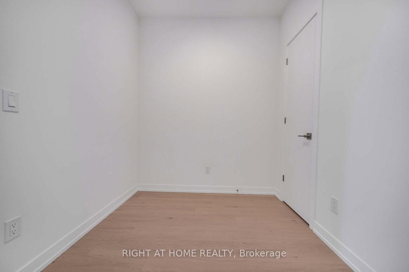 Room2