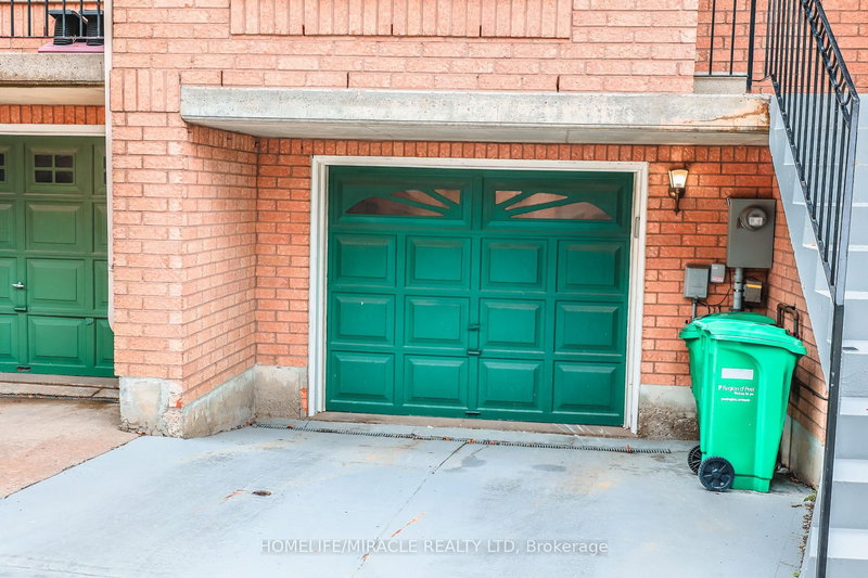 46 - 75 Strathaven Dr, Mississauga, L5R 3W1 | Image 3