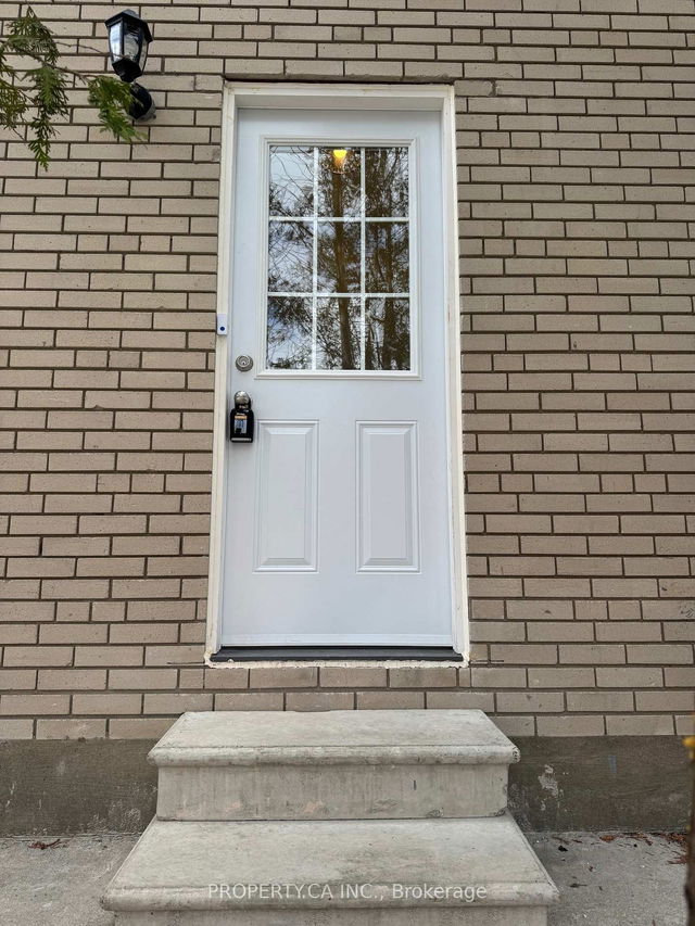 1 - 370 Lakeshore Road