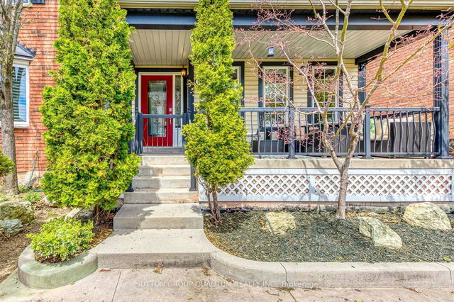 215 ROXTON Road