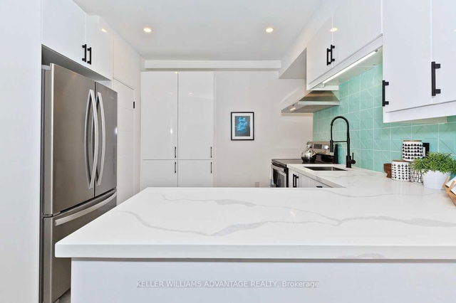 Unit B - 154 Mulock Avenue